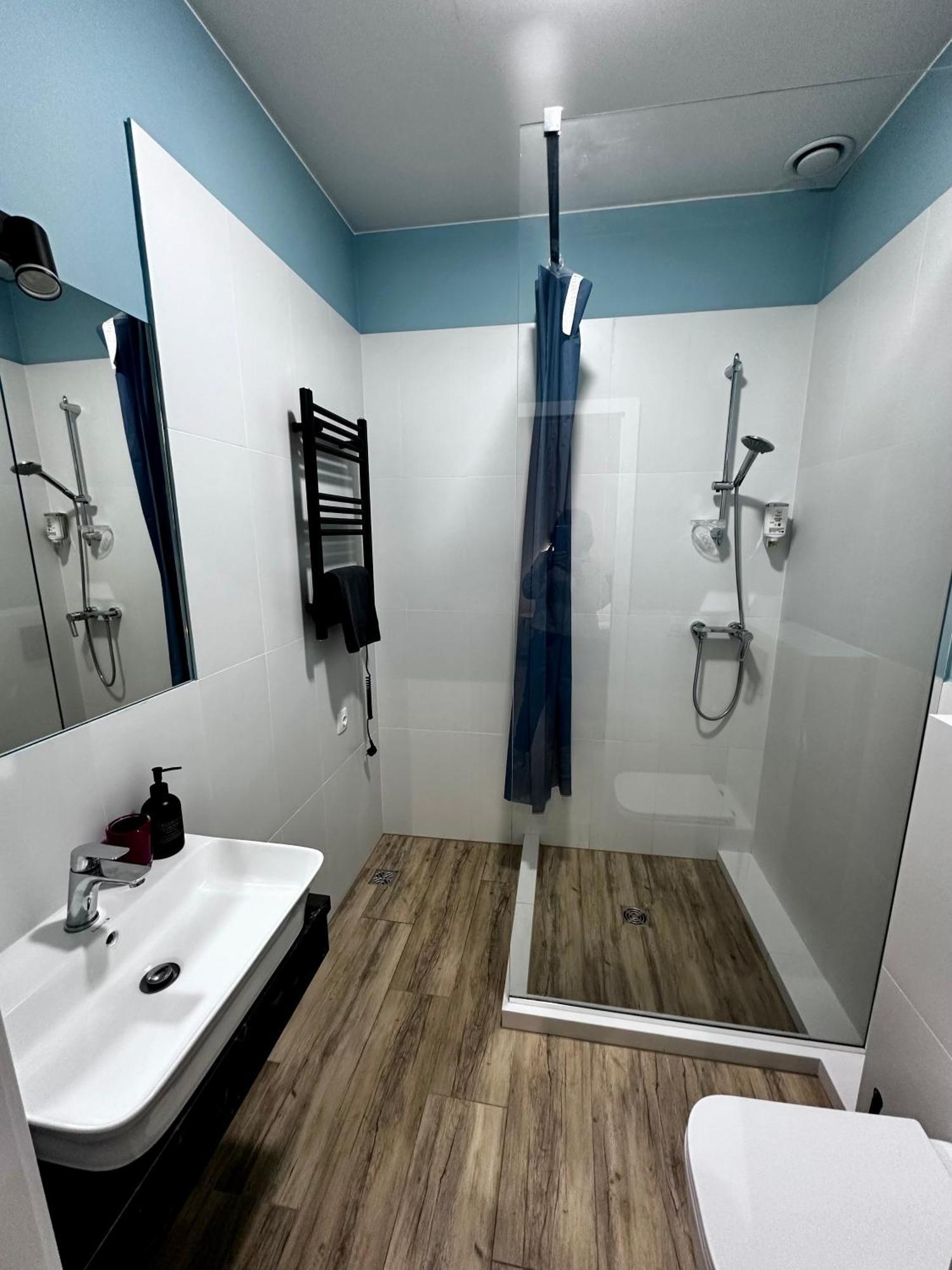 Hotel Gallery 21 Lviv Bagian luar foto